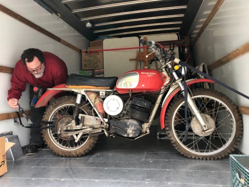 HHU4sYFJRSi%CSS5IAXGpg